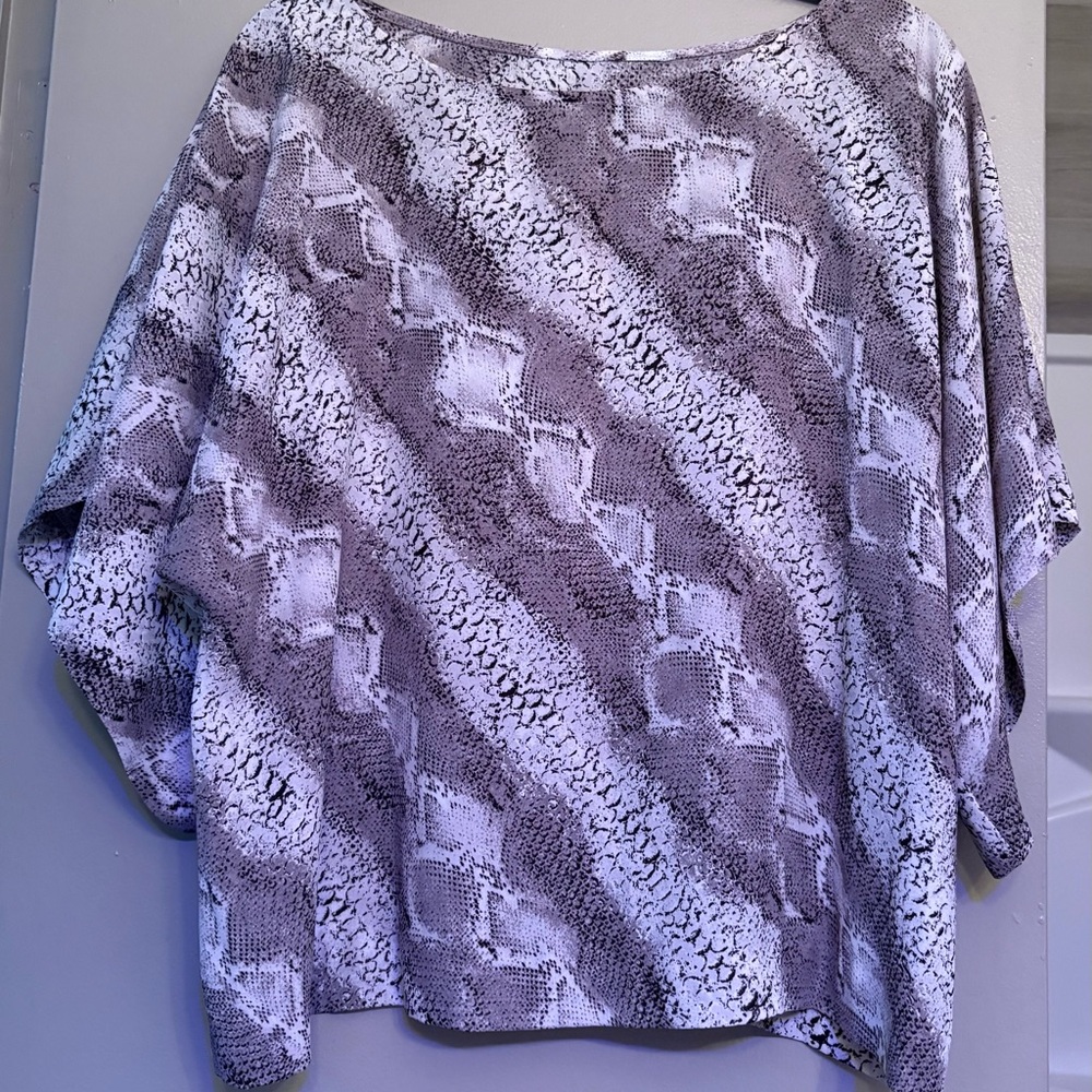 INC International Concepts Black and White Patterned Blouse